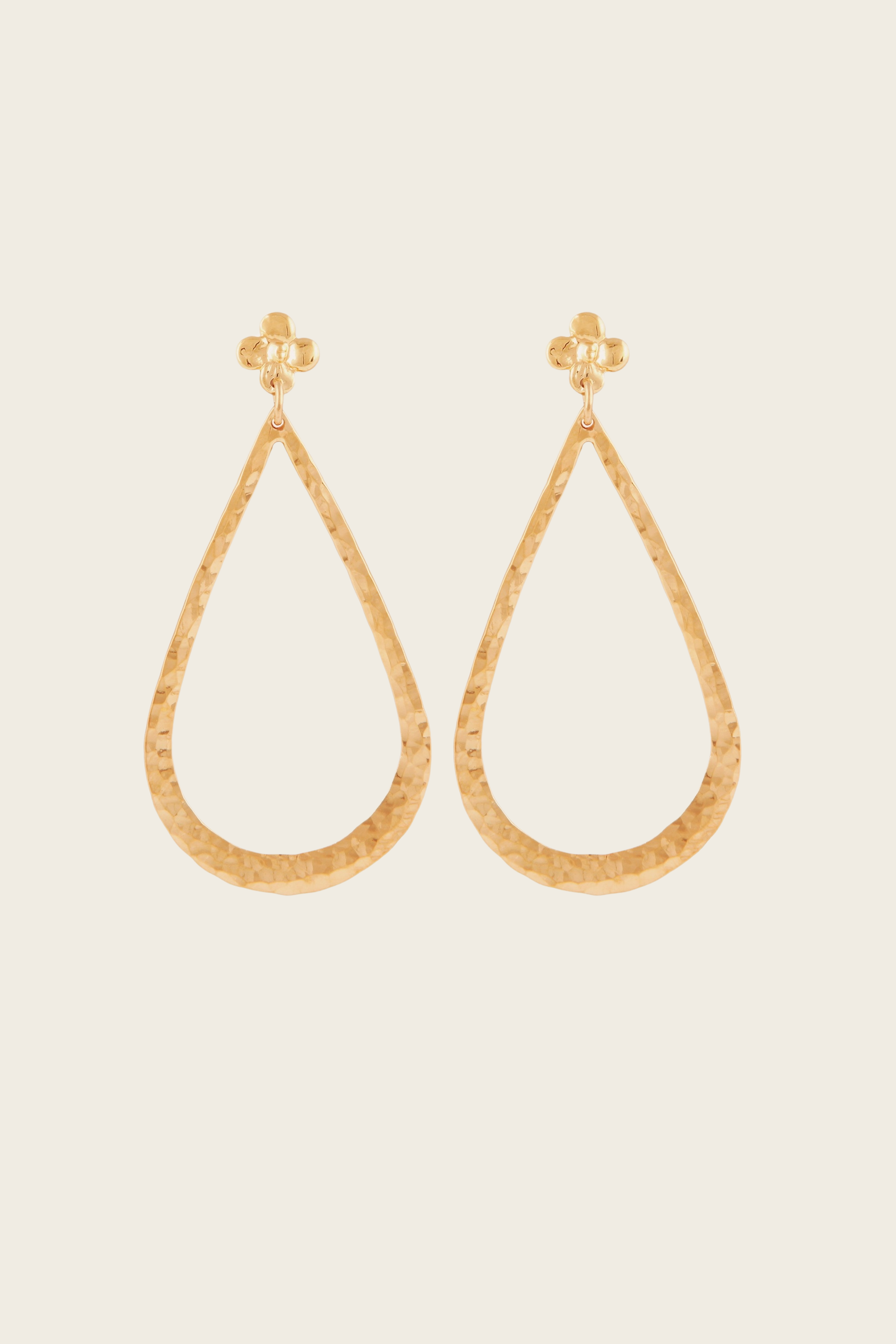 Bibi earrings mini, Material: Gold-plated metal, Colour: Gold, Design: Hand-hammered drop earrings with clip-on fastening, New Arrivals, FW25, Espace Cannelle