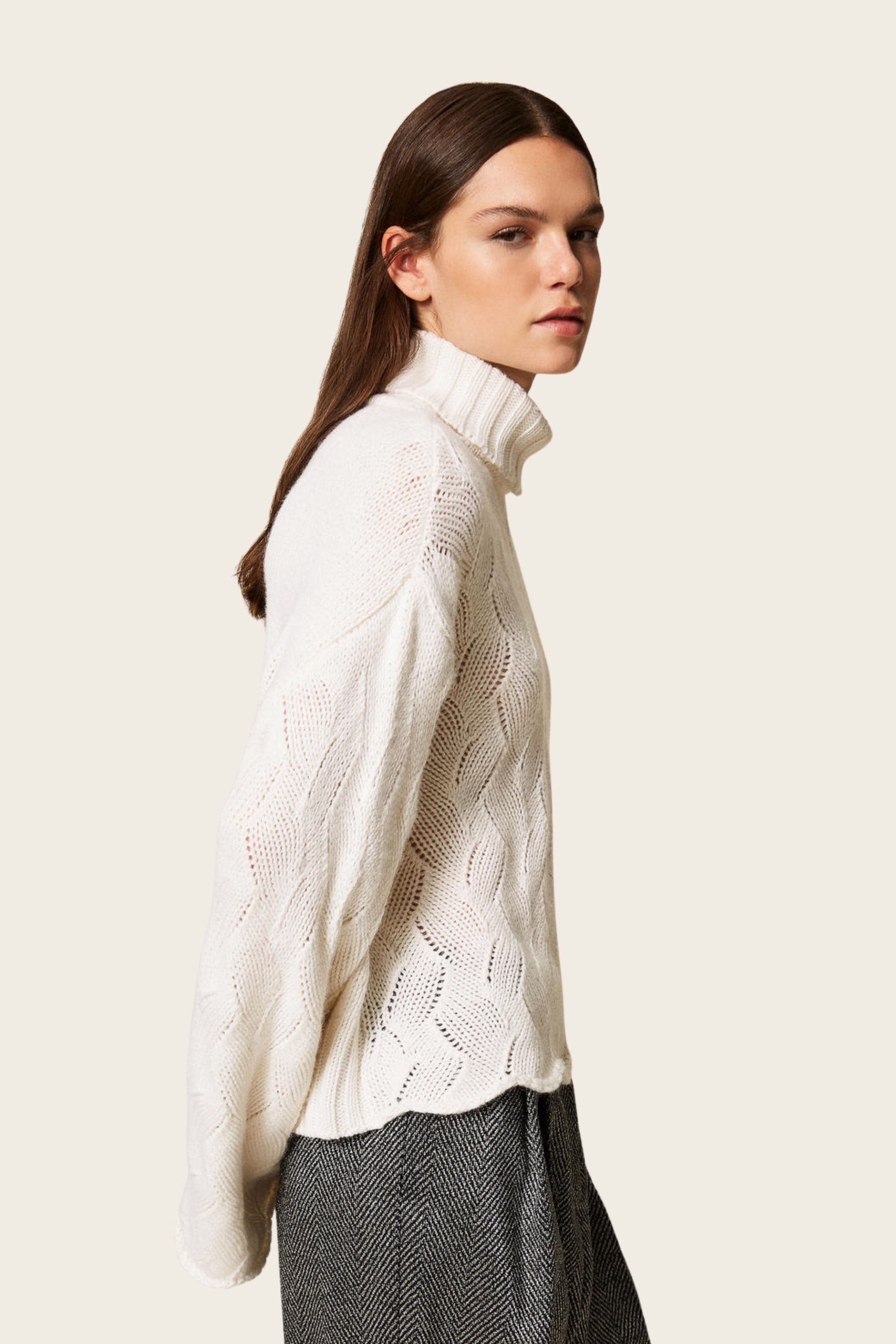 Wool blend turtle neck jumper with scalloped hem - Twinset