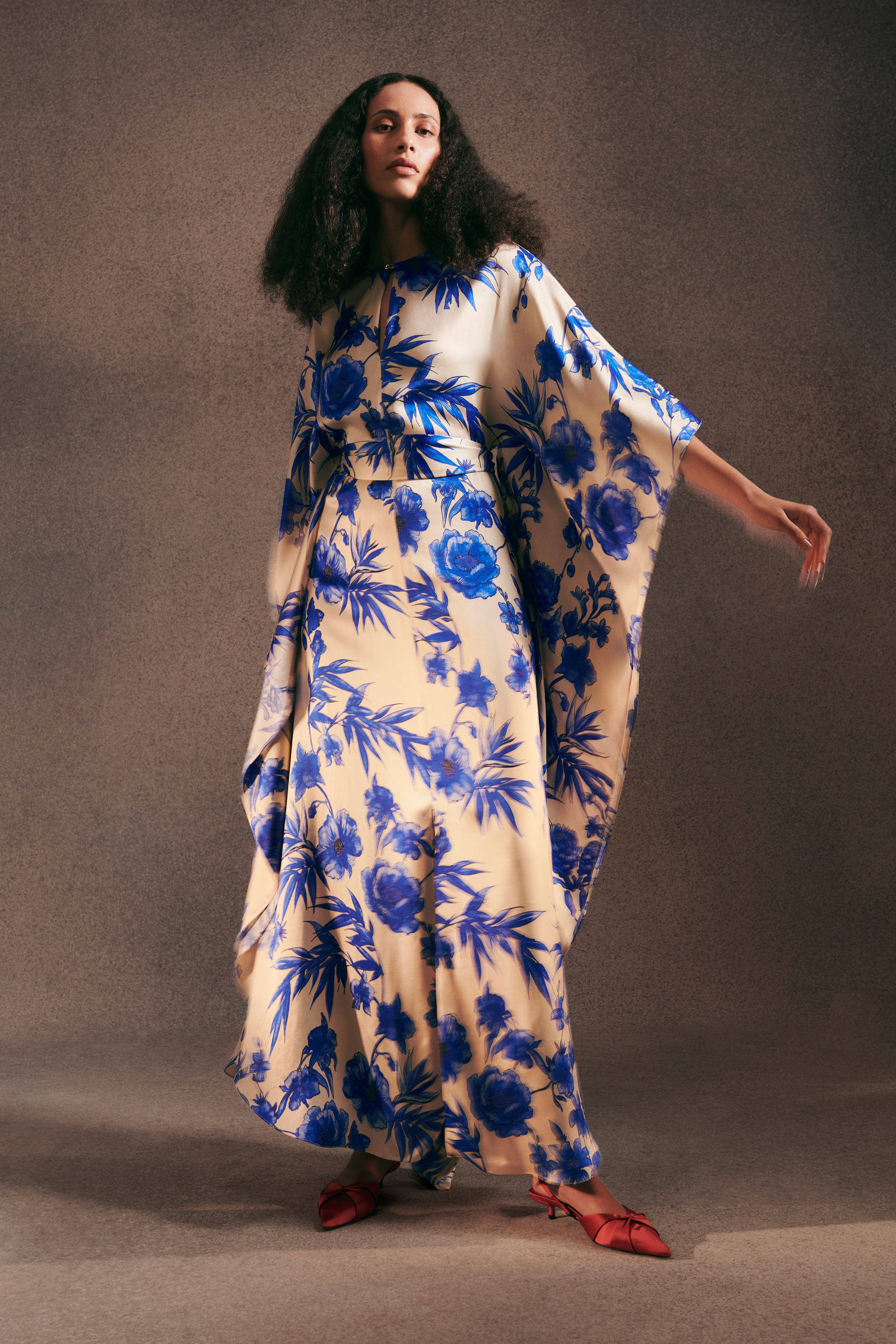 Esmeralda dress, Composition: Satin crepe, Antigua Blue floral print, New Arrivals, SS25, Espace Cannelle