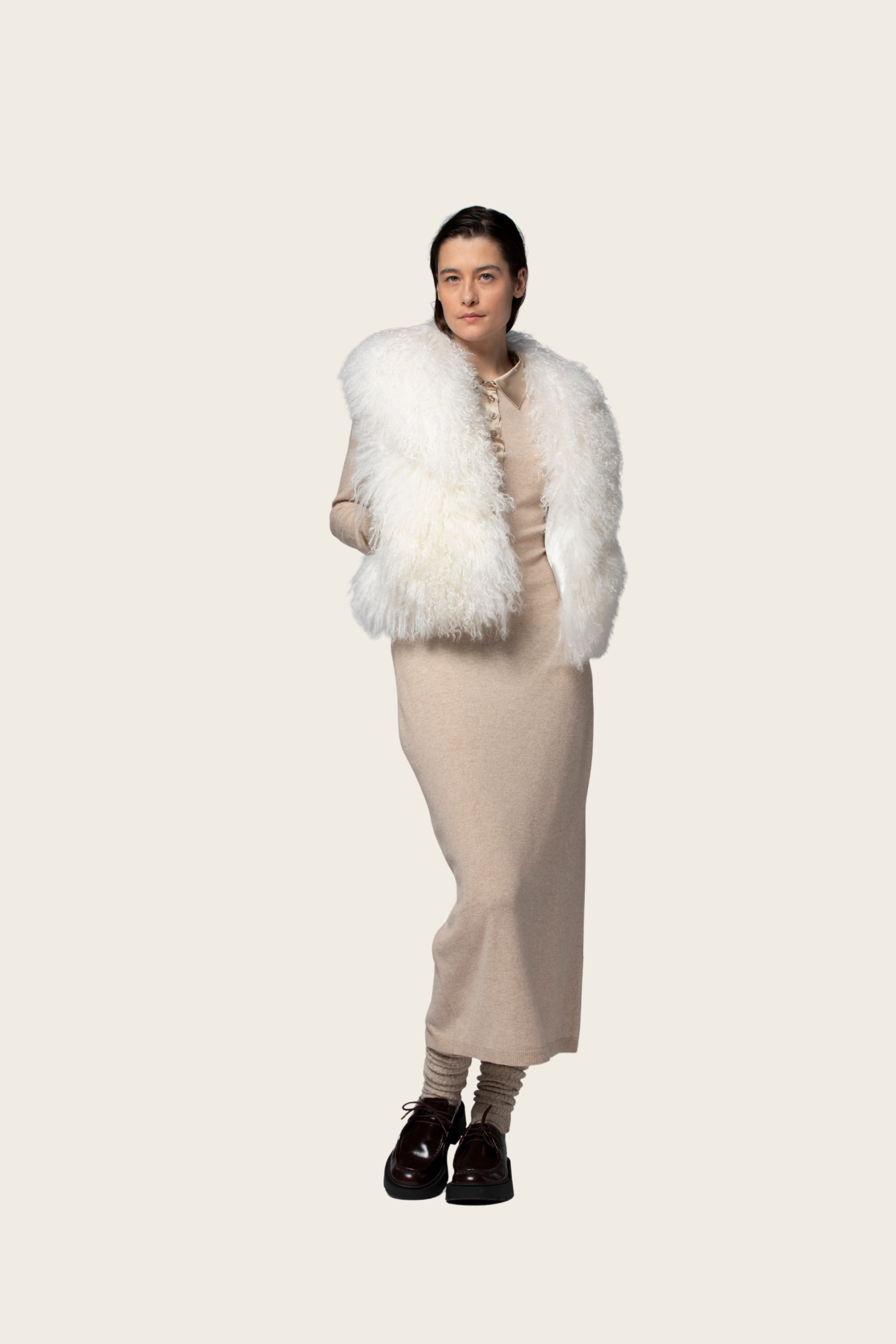 Verena Vest, Composition: 100% Mongolian lamb fur, Colour: White, Sleeveless design, New Arrivals, FW25, Espace Cannelle