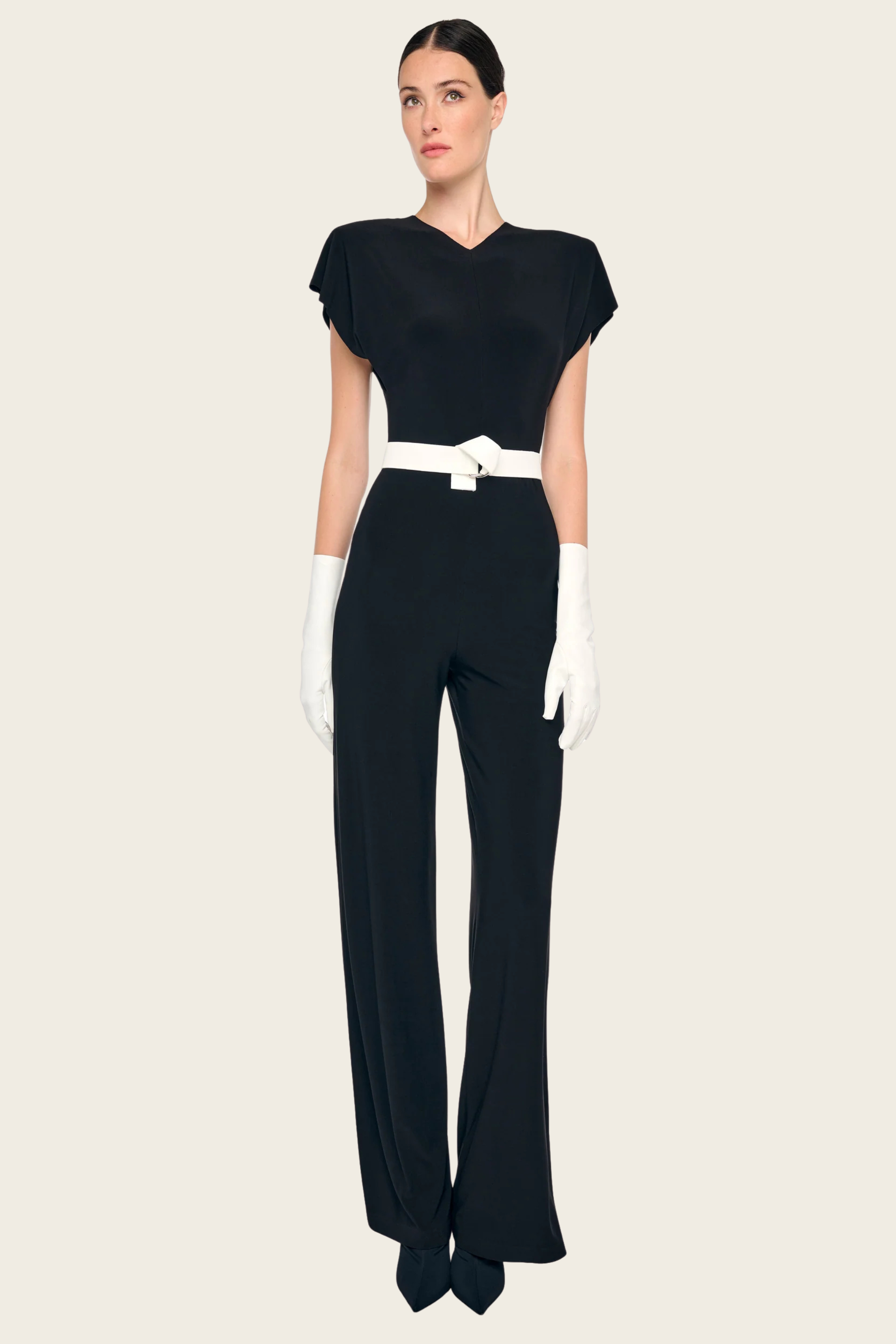 Macacão com manga curta e ombreiras - Norma Kamali