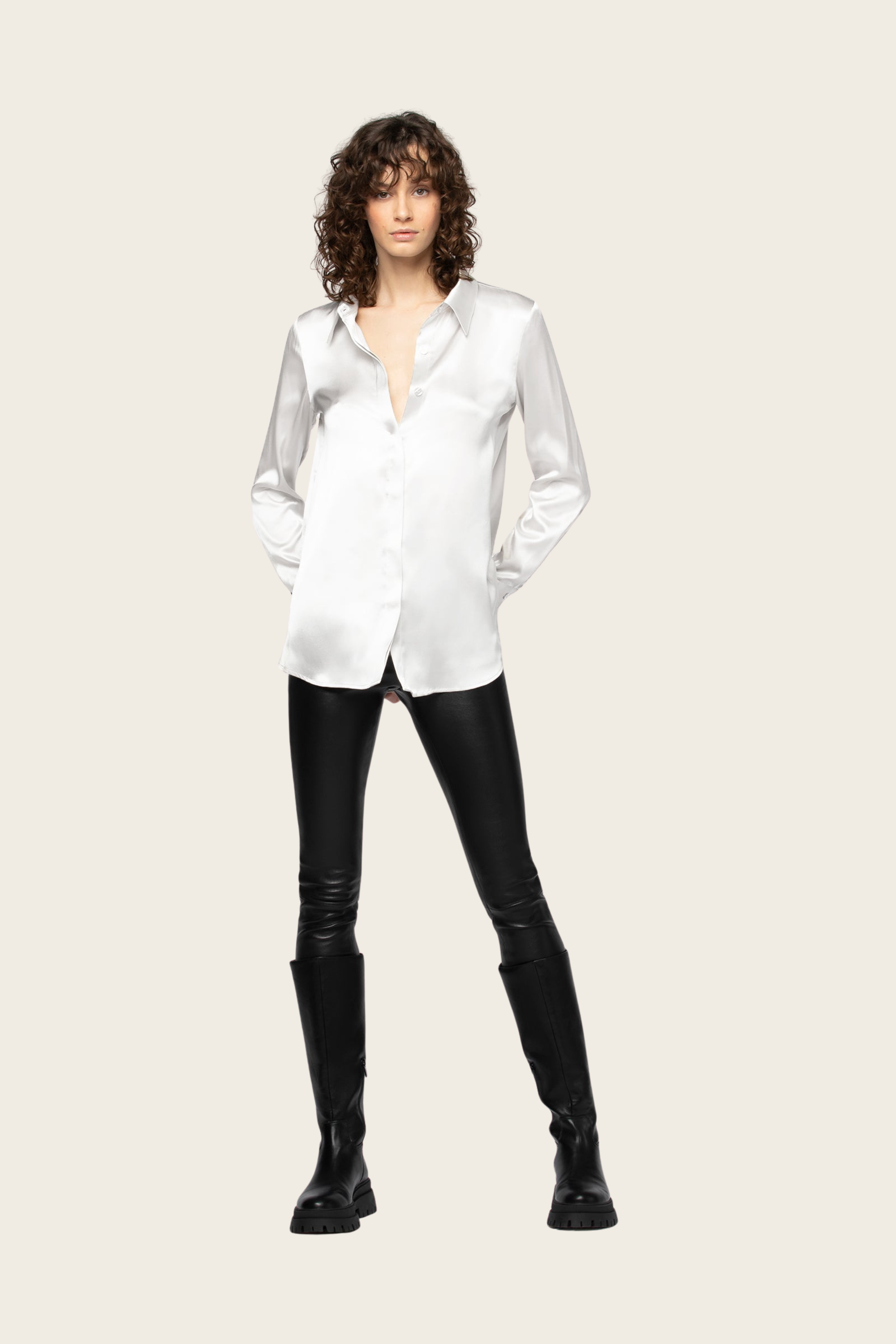 Levy Silk Shirt, Composition: 95% Silk, 5% Elastane, Colour: White, Relaxed fit, New Arrivals, FW25, Espace Cannelle