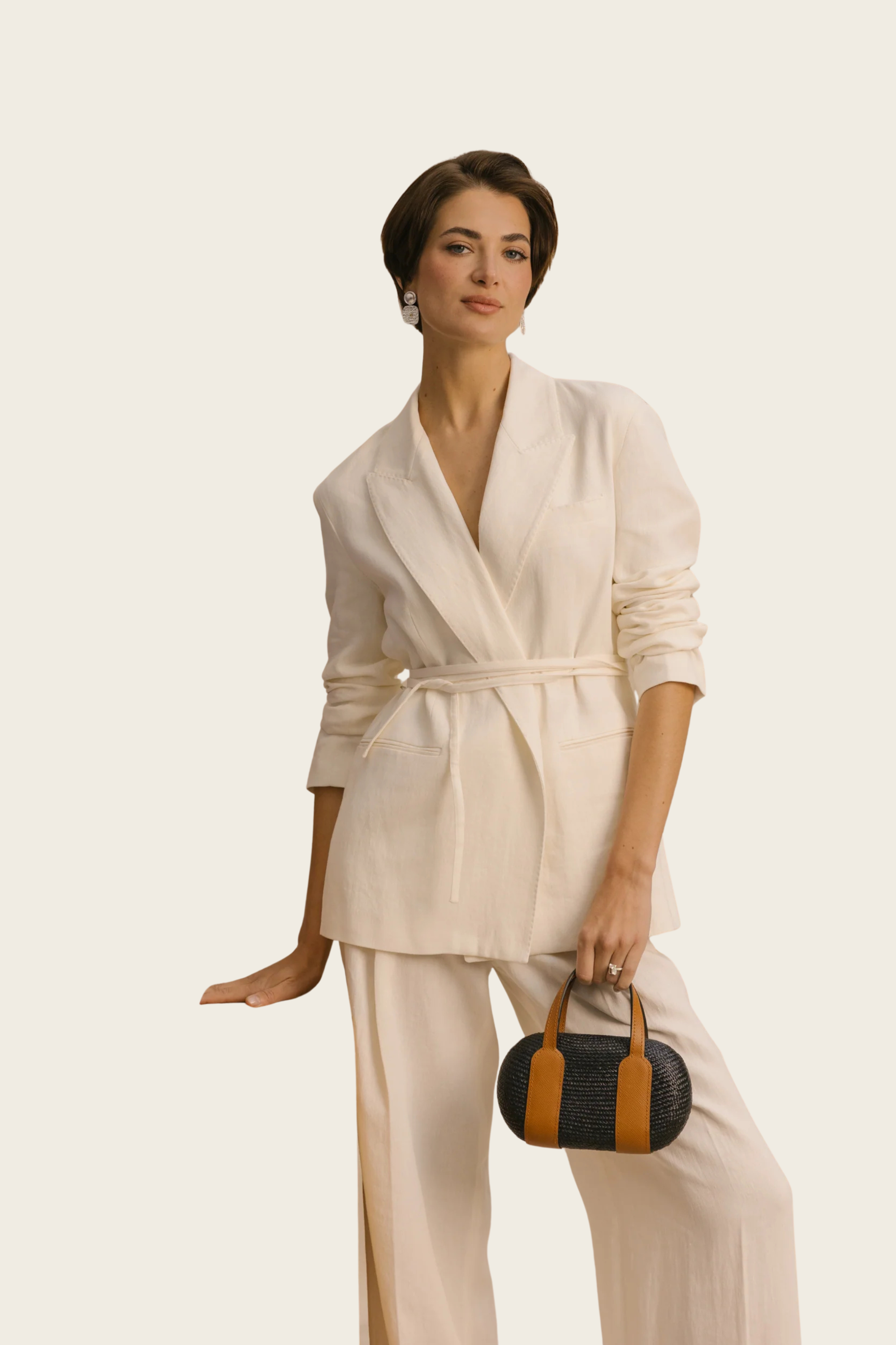 Jules Black - Gustoko, Composition: Black buntal natural fiber with cow leather detailing, Colour: Black, Closure: Magnetic snap closure, New Arrivals, FW25, Espace Cannelle