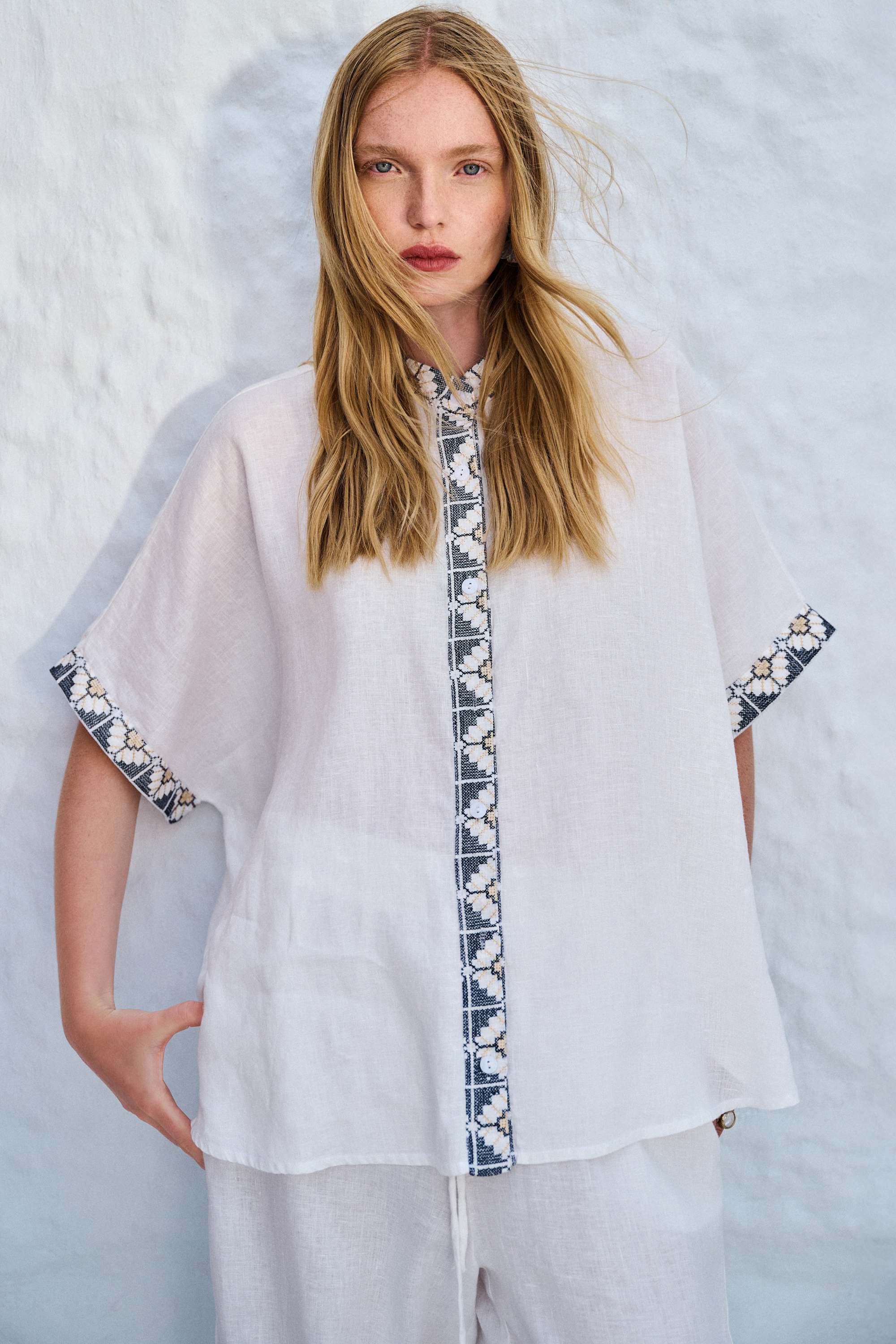 Embroidered Linen Tunic - Greek Archaic Kori - Greek Archaic Kori - ESPACE CANNELLE