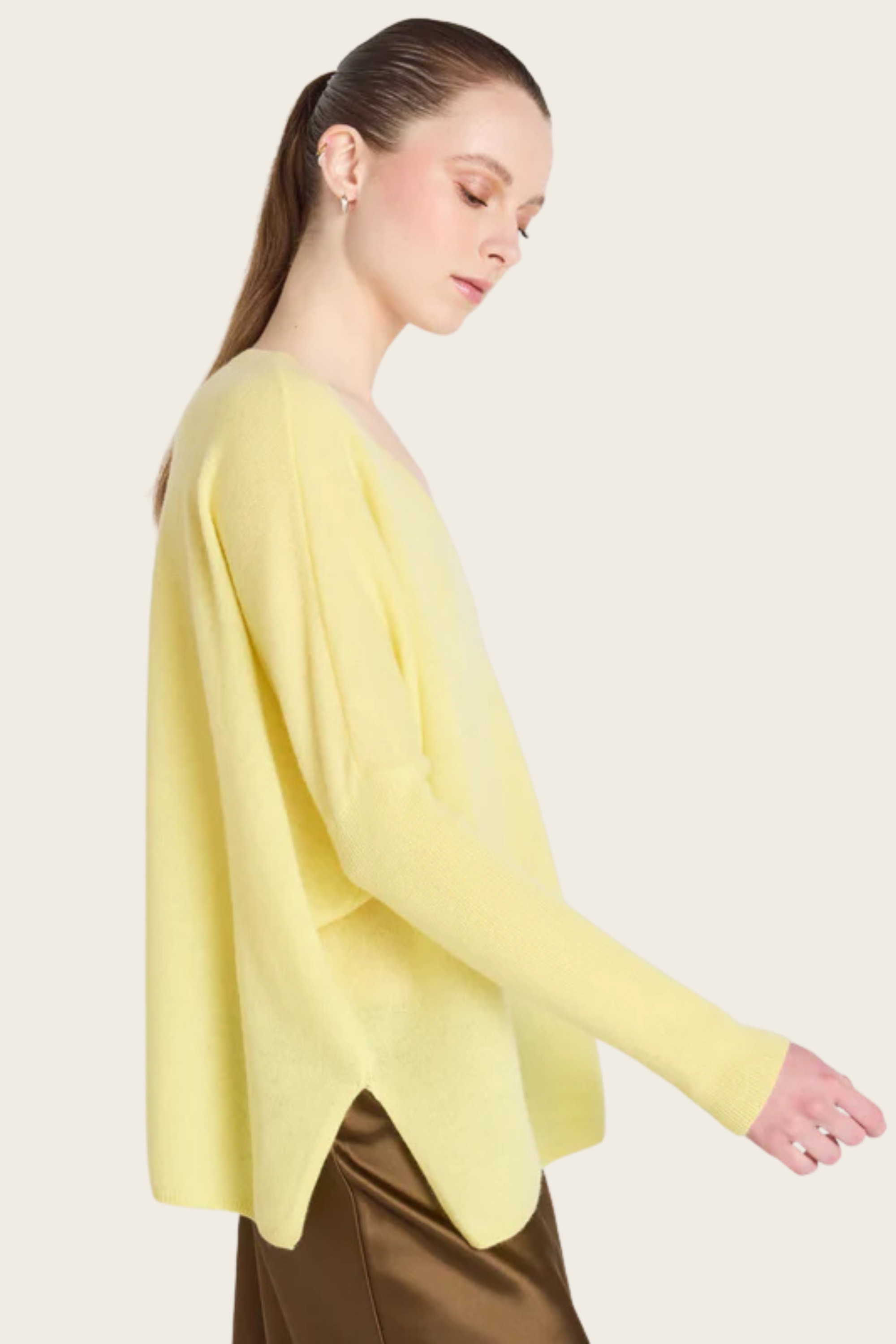 Camille V-neck cashmere poncho - Absolut Cashmere