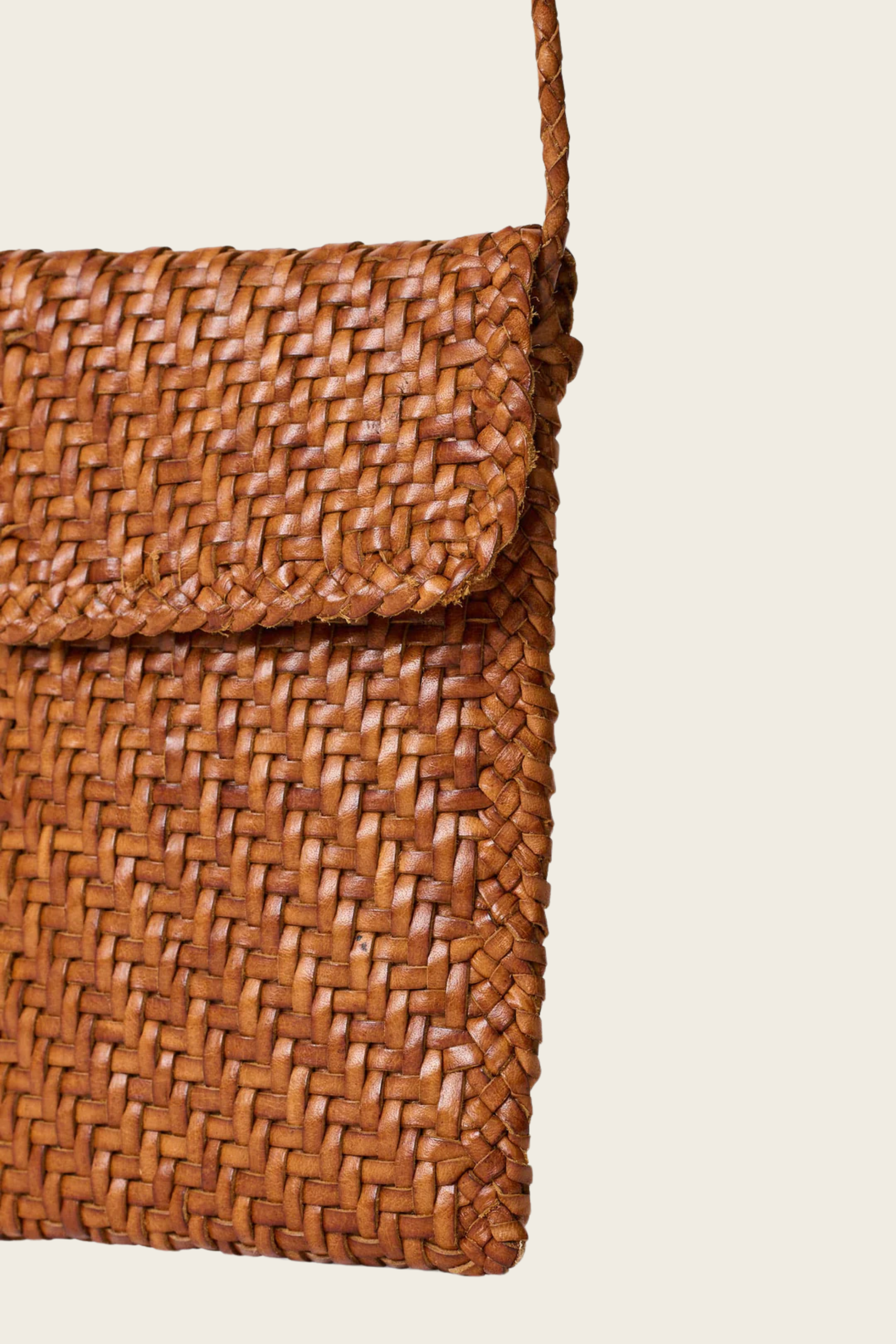 Phone Crossbody Tan - Dragon Diffusion