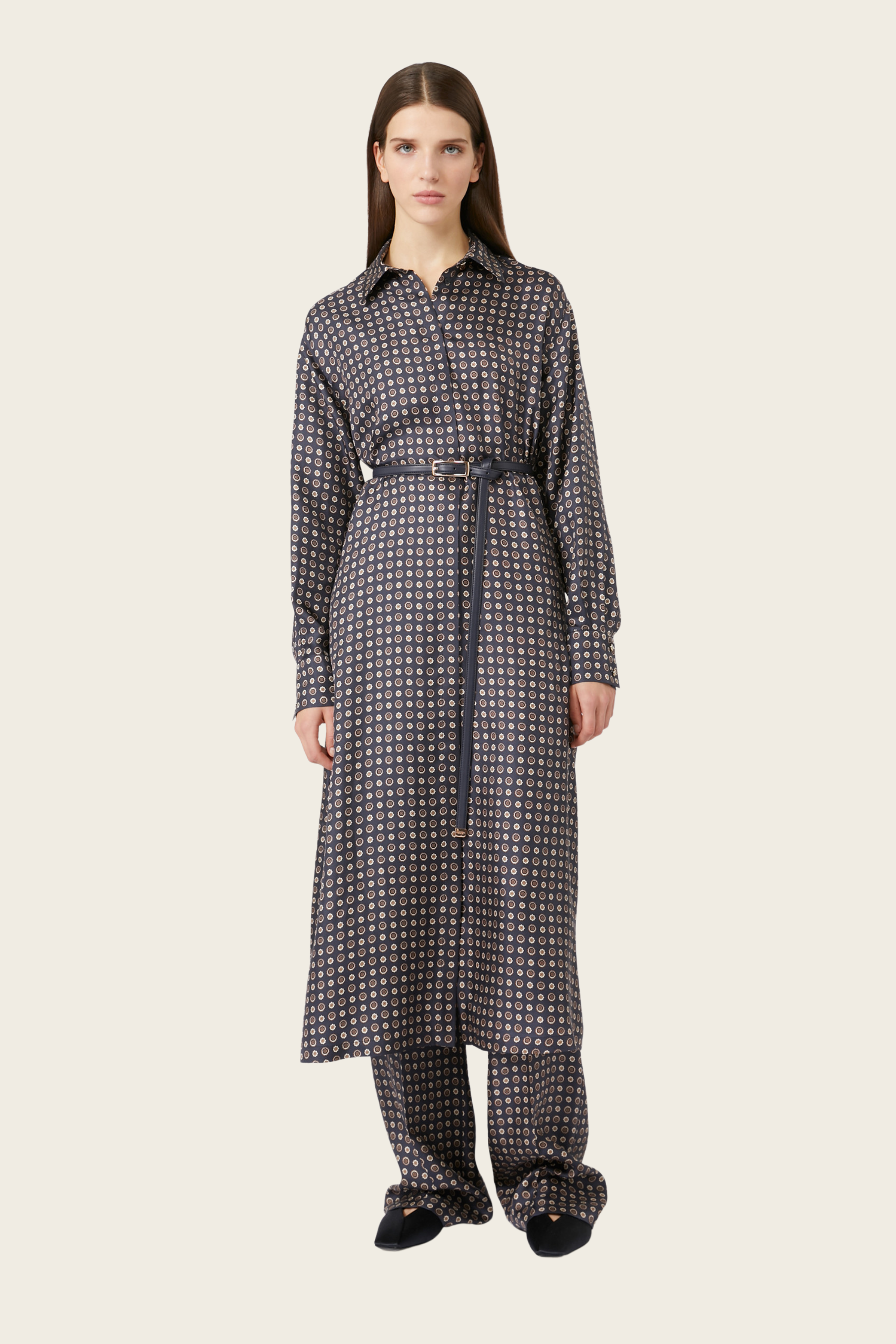 Straight-fit printed silk trousers - Material: 100% Silk - Colour: Navy - Fit: Straight cut, menswear-inspired - New Arrivals - FW25 - Espace Cannelle