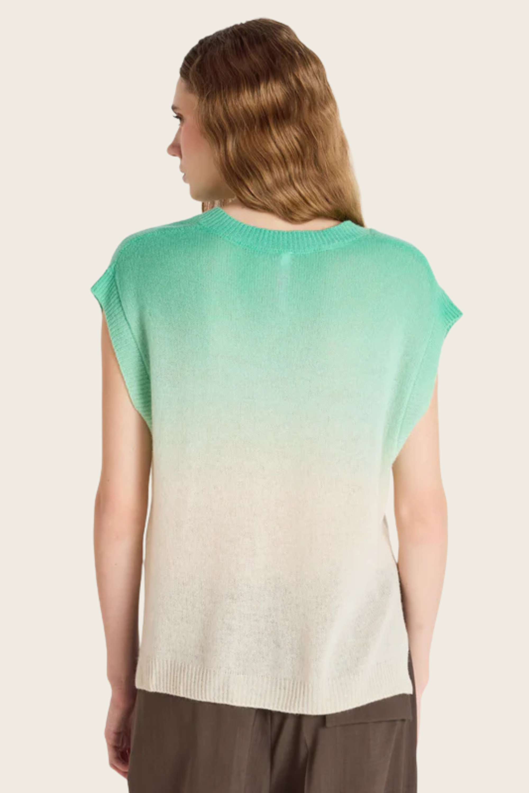 Samantha Sleeveless Sweater - Absolut Cashmere - ESPACE CANNELLE