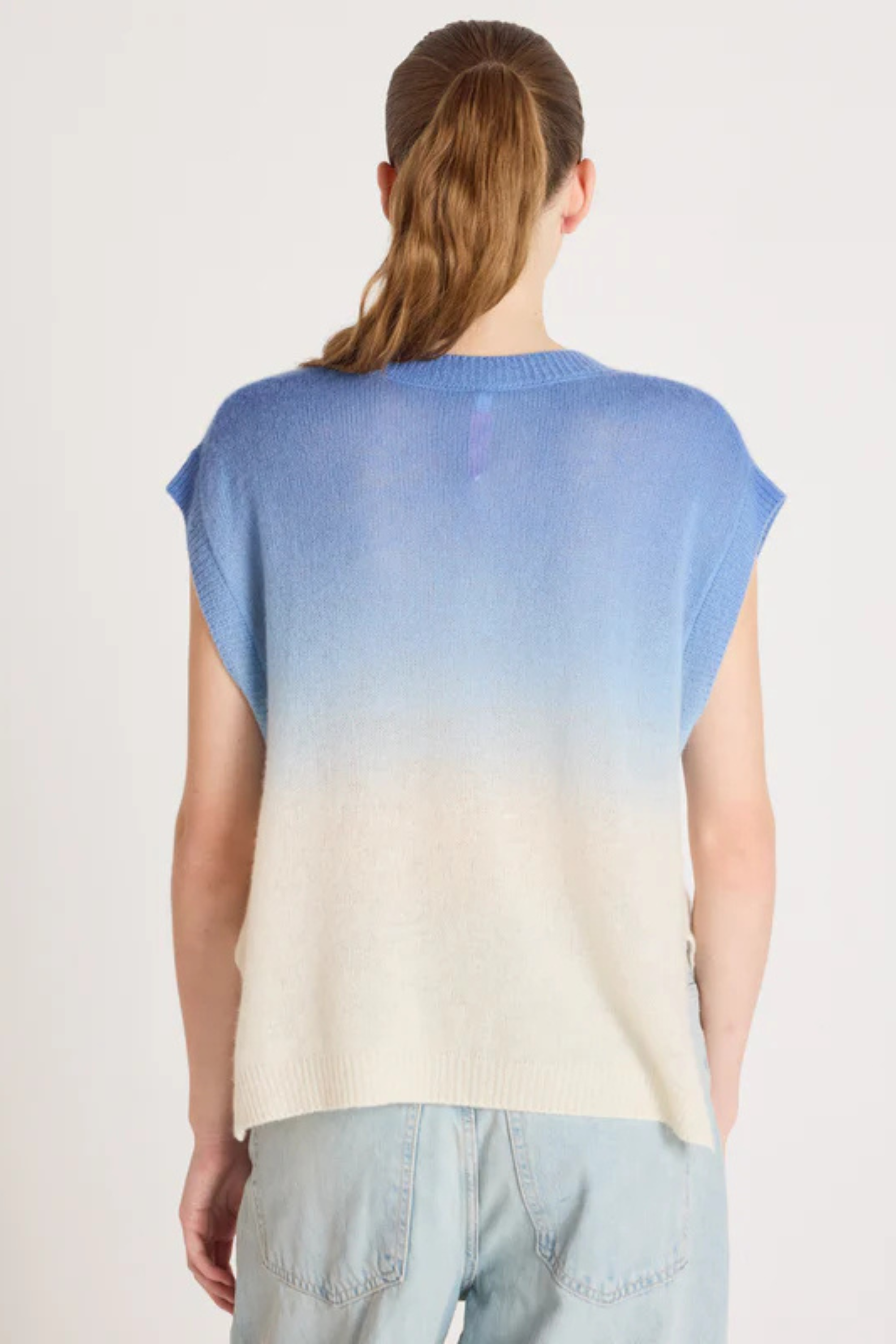Samantha Sleeveless Sweater - Absolut Cashmere - ESPACE CANNELLE