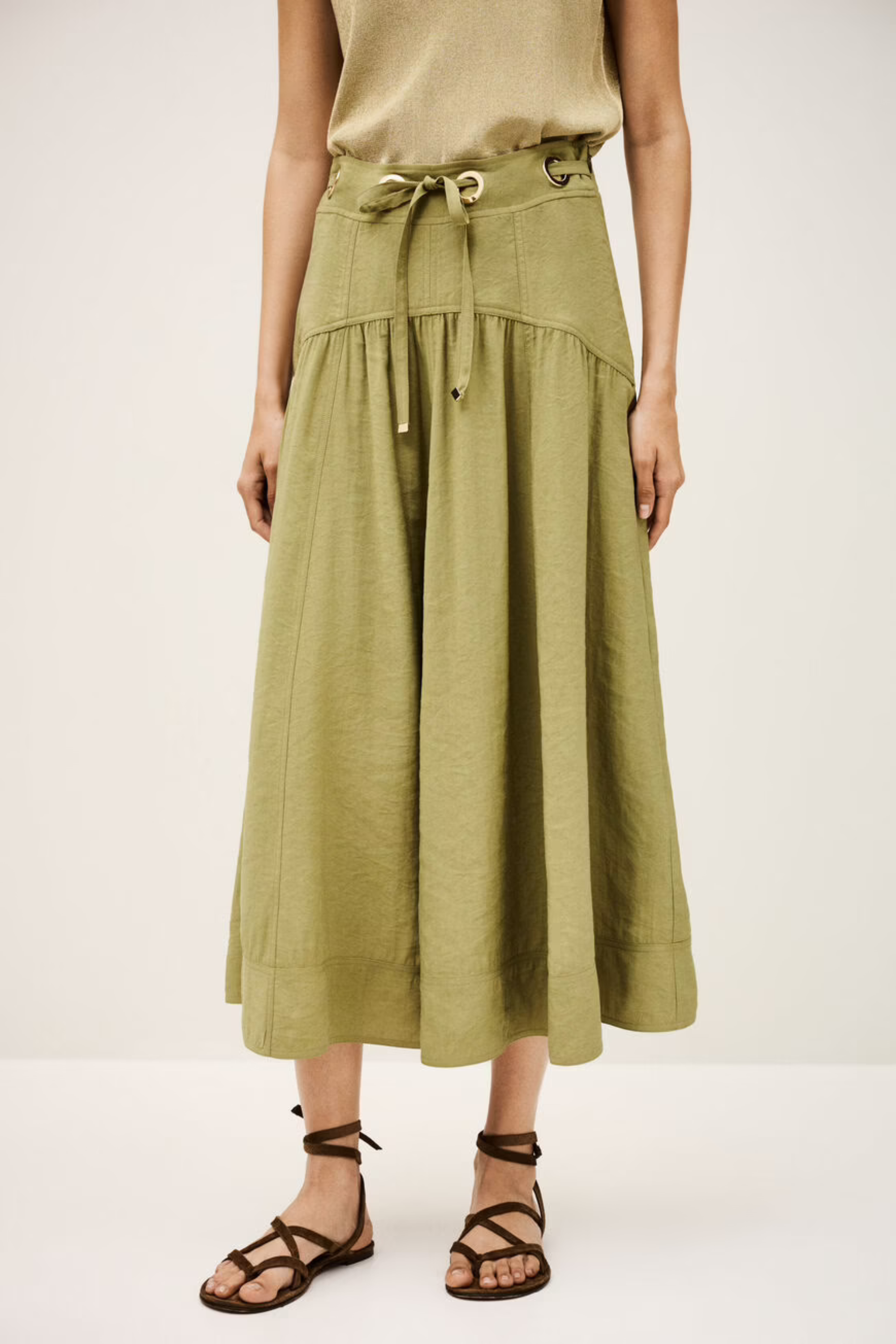 Donia Skirt, Material: 90% Modal, 10% Recycled Polyester, Colour: Kaki, Fit: Relaxed, Espace Cannelle, FW25, New Arrivals