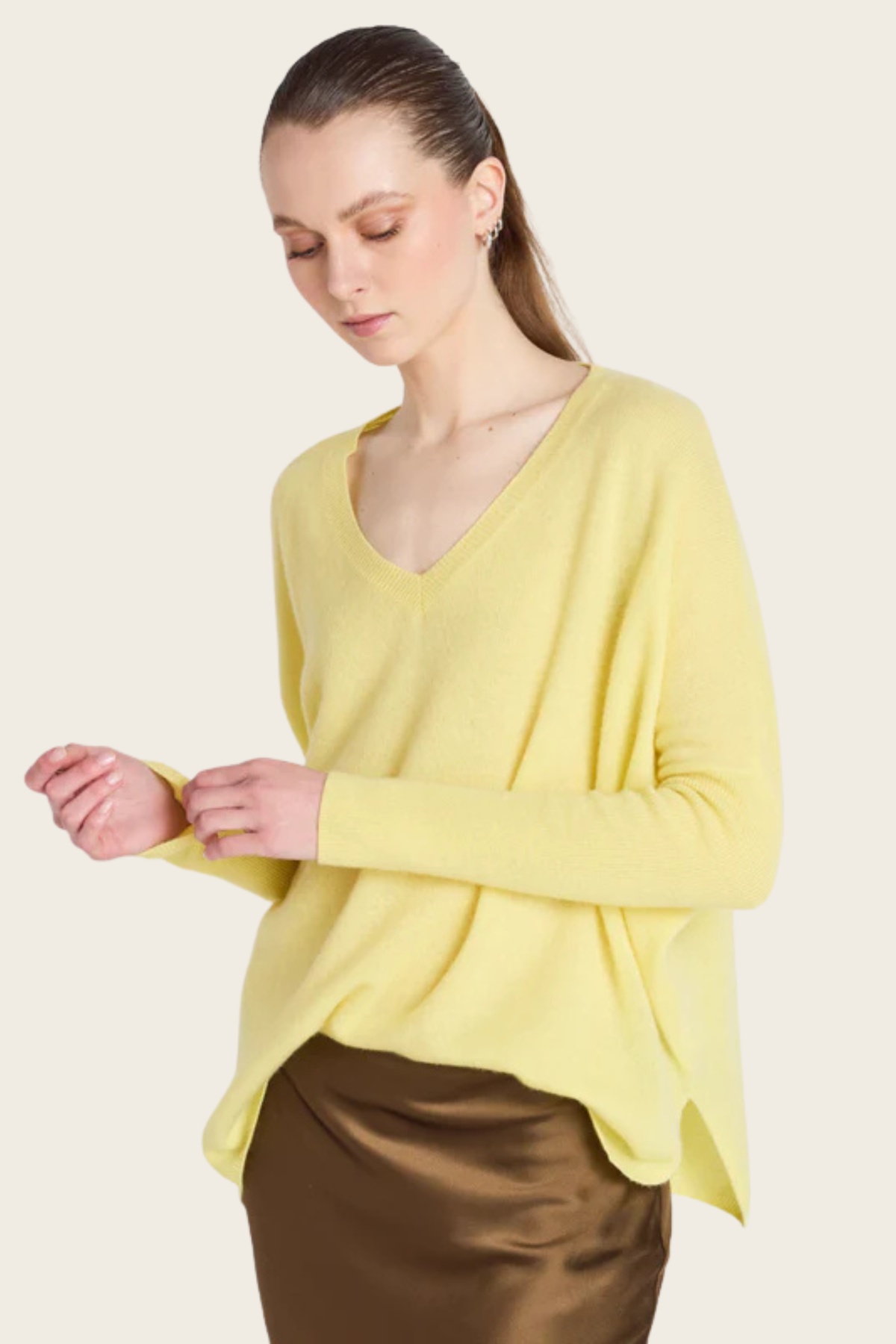 Camille V-neck cashmere poncho - Absolut Cashmere - ESPACE CANNELLE
